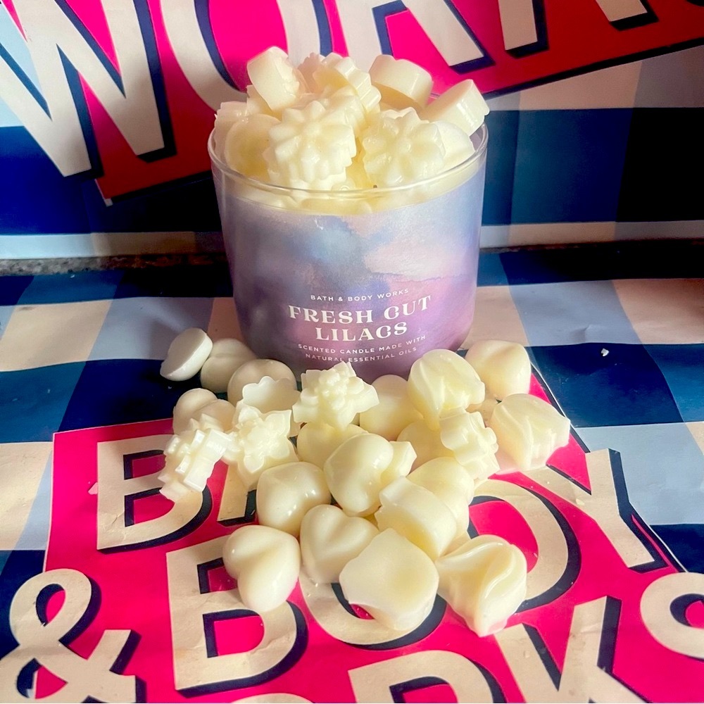 Bath and body works Candle Fresh Cut Lilacs Wax Melts